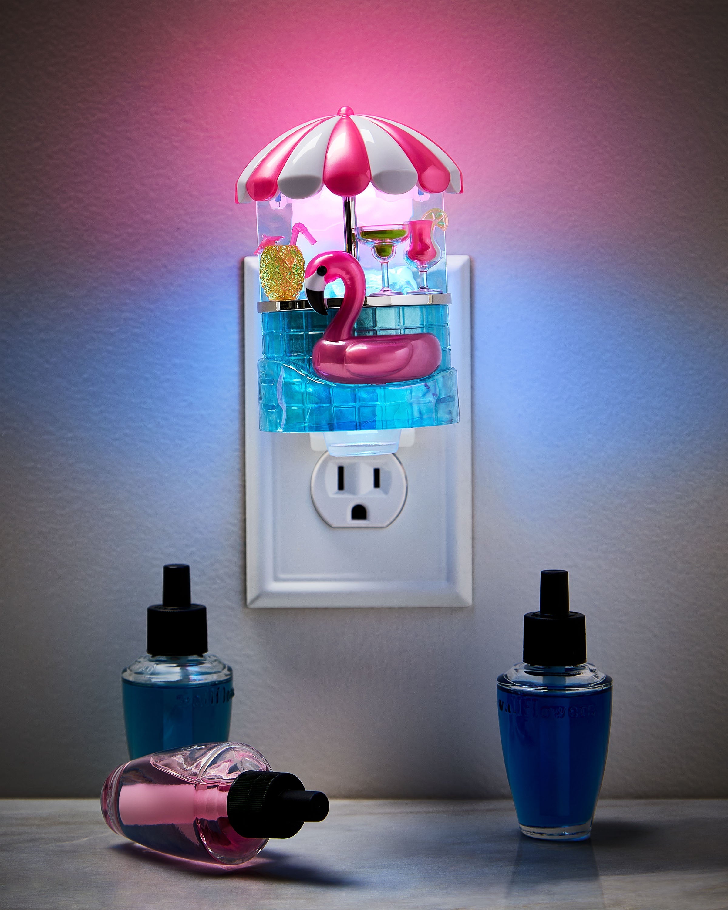 Pool Bar Scent Control&trade; Nightlight Wallflowers Fragrance Plug